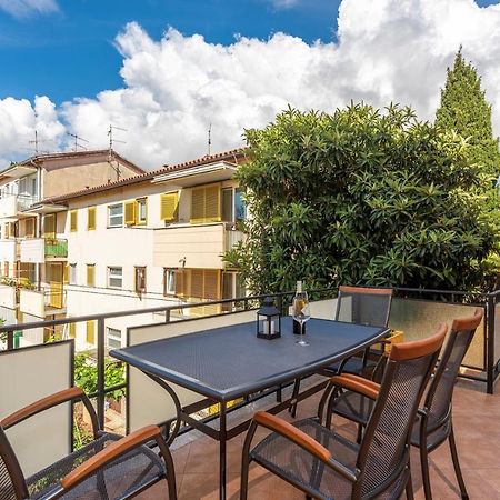 Apartment Lazzarich With Terrace Poreč Exteriér fotografie