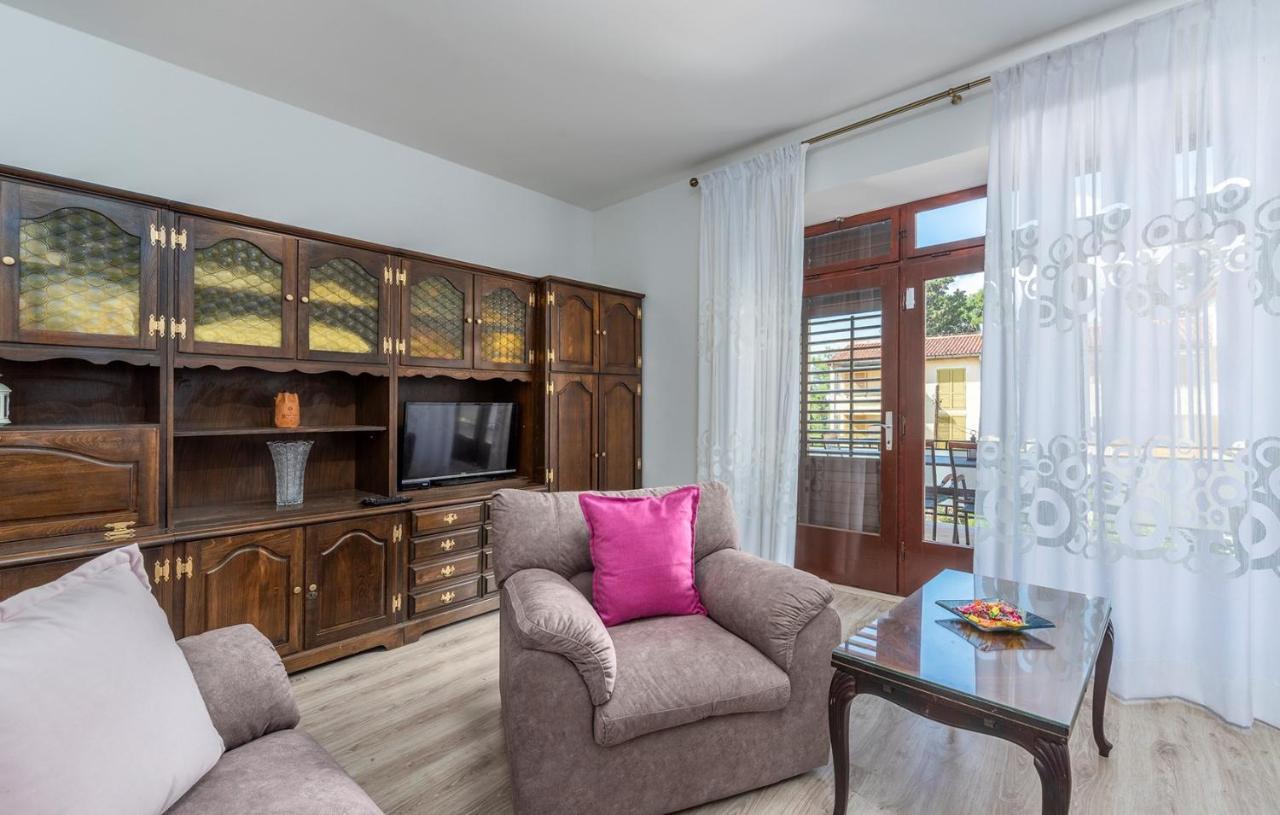 Apartment Lazzarich With Terrace Poreč Exteriér fotografie