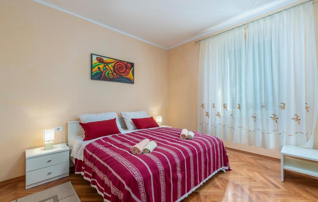 Apartment Lazzarich With Terrace Poreč Exteriér fotografie